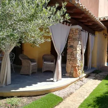 Villino Del Pepe Rosa * Villasimius