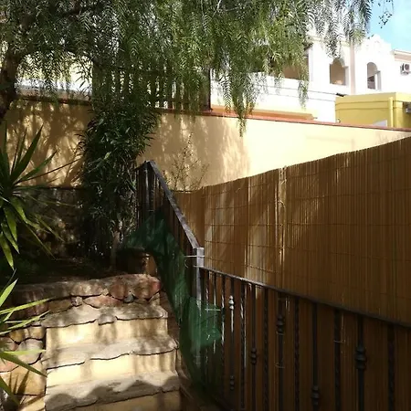 Feriehus Villino Del Pepe Rosa